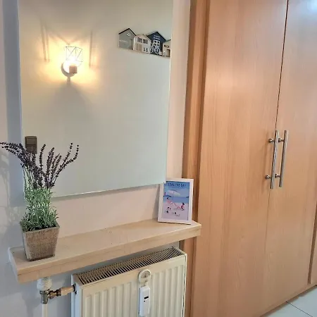 Bright, Spacious Family 아파트